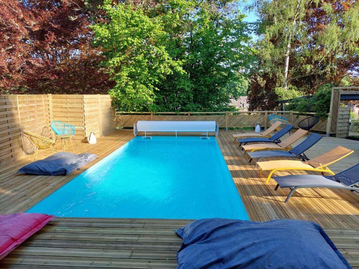 Le Clos Des Lodges Bernay  Exterior photo