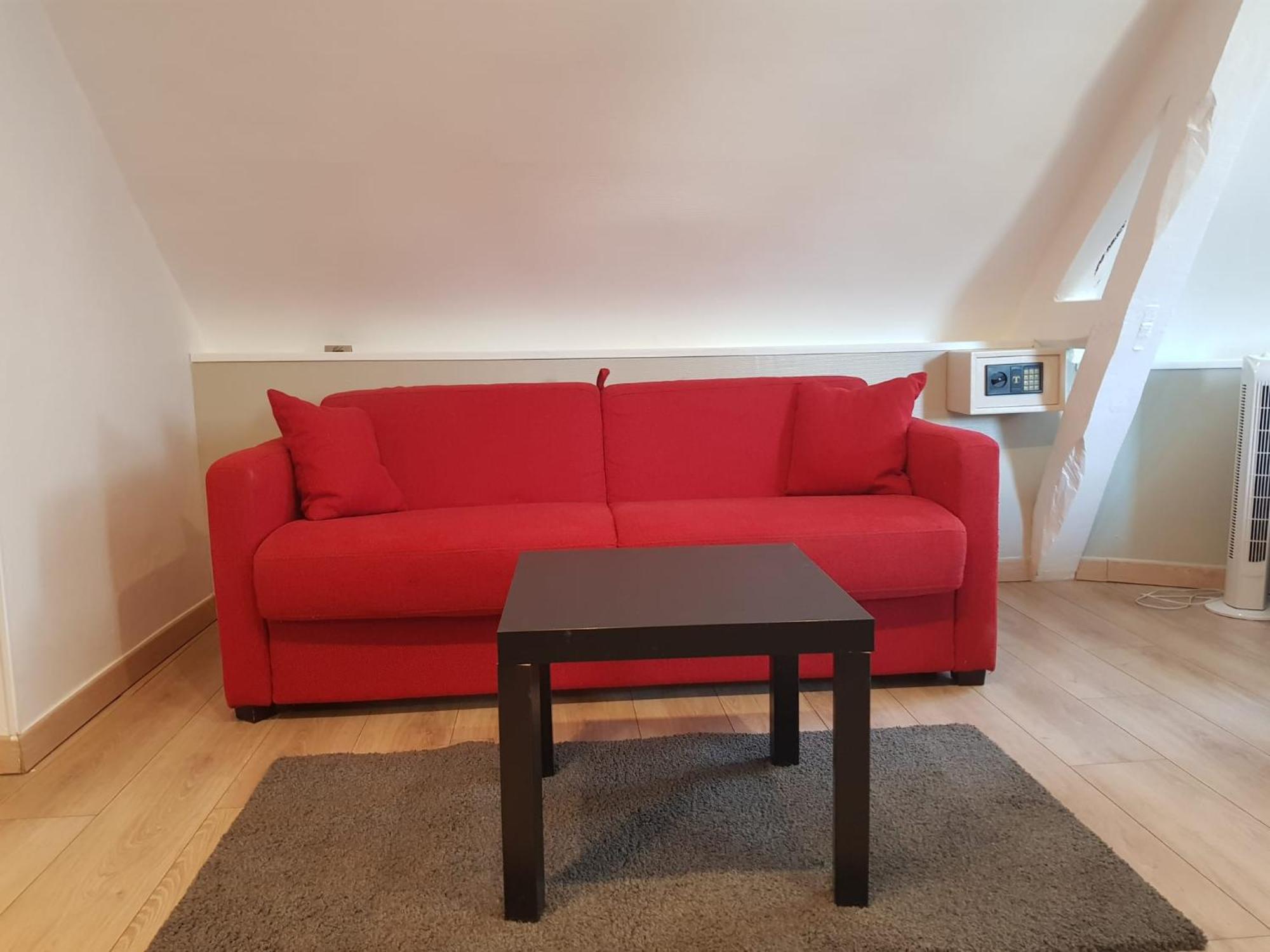 Le Clos Des Lodges Bernay  Room photo